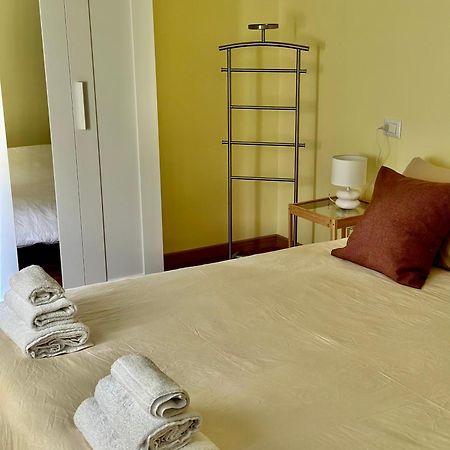 Napule House - Napoli Appartamento In Centro Eksteriør bilde