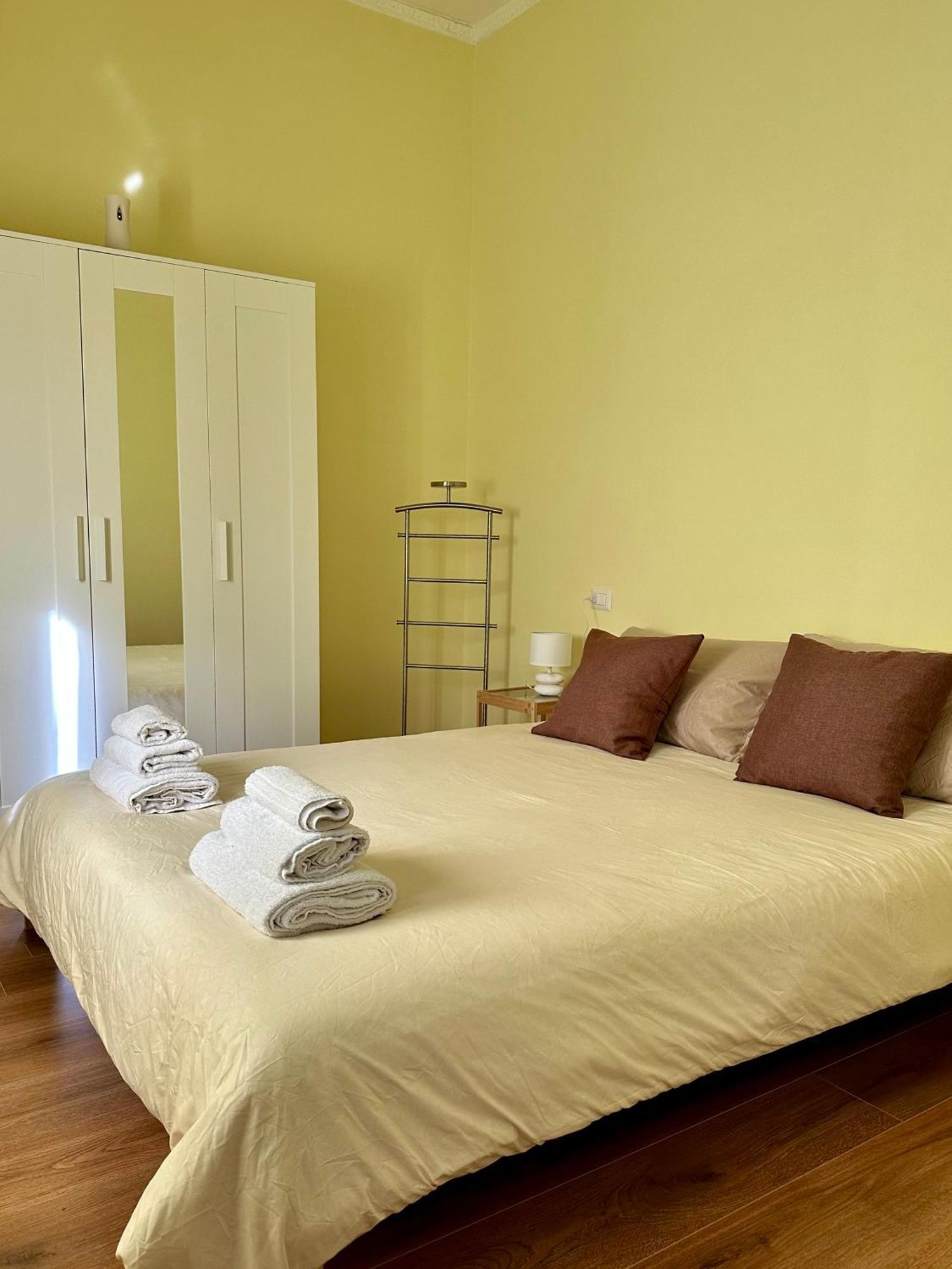 Napule House - Napoli Appartamento In Centro Eksteriør bilde